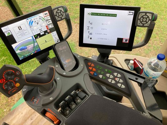 Pulvérisateur automoteur Fendt ROGATOR645