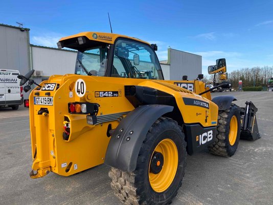 Chariot télescopique agricole JCB 542-70 AGRI XTRA STAGE V
