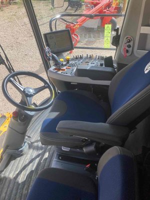 Batteuse New Holland CR 7.90