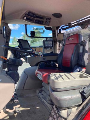 Tracteur agricole Case IH OPTUM 300 CVX